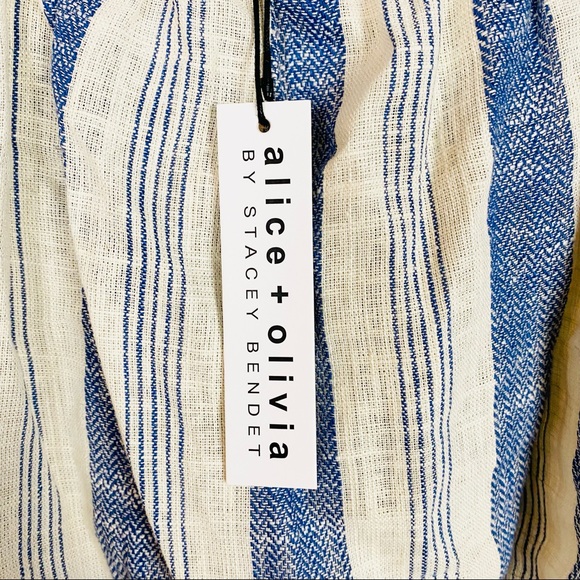 Alice + Olivia Celestia Flutter Sleeve Crop Top - Picture 4 of 10